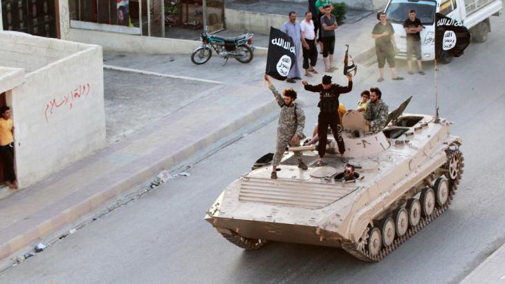 IS fighters in the northern Syrian province of Raqqa (photo: Reuters)