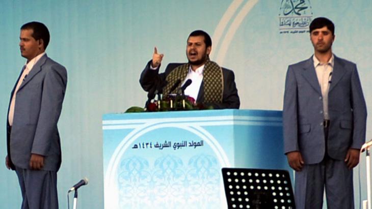 Abdel Malek El-Houthi, leader of the Houthi rebels (photo: picture-alliance/Y. Arhab)