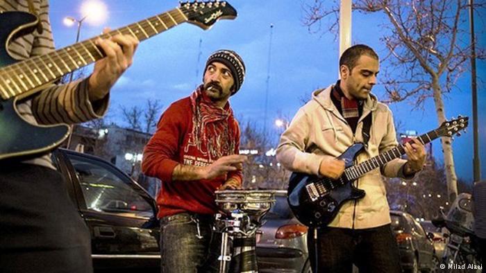 Street musicians (photo: Milad Alaei)