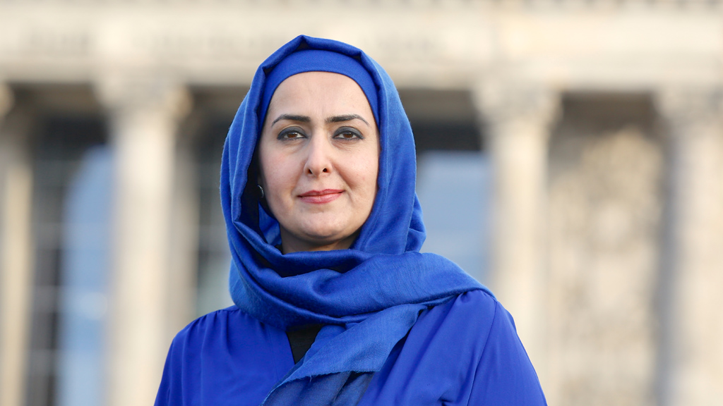 Die muslimische Lehrerin Fereshta Ludin; Foto: picture-alliance/dpa/D. Gerlach