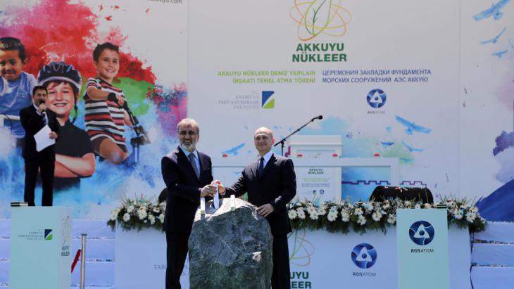 Launch of the first Turkish nuclear power plant, Akkuyu, in Mersin (photo: picture-alliance/dpa/Anil Bagriyanik/Anadolu Agency)