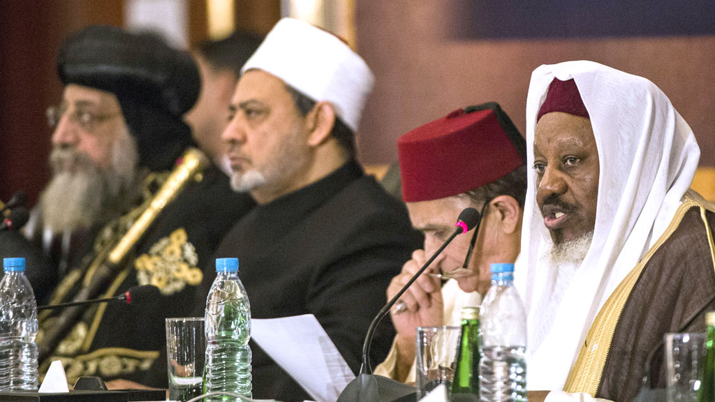 Anti-Terror-Konferenz in Kairo zu Religion und Extremismus mit Ahmed al-Tayyeb (m.); Foto: AFP/Getty Images/K.Desouki