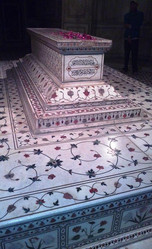 The Tomb of Jahangir, Lahore, Punjab, Pakistan (photo: Usman Mahar)