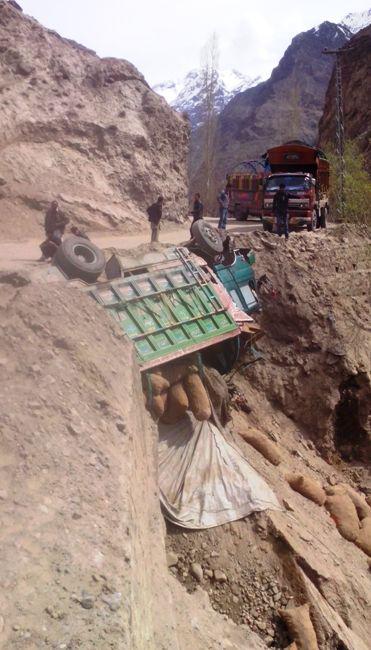 Off-road truck, Gilgit-Baltistan, Pakistan (photo: Usman Mahar)
