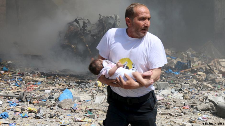 المدنيون ضحيا القصف بالبراميل المتفجرة في سوريا 