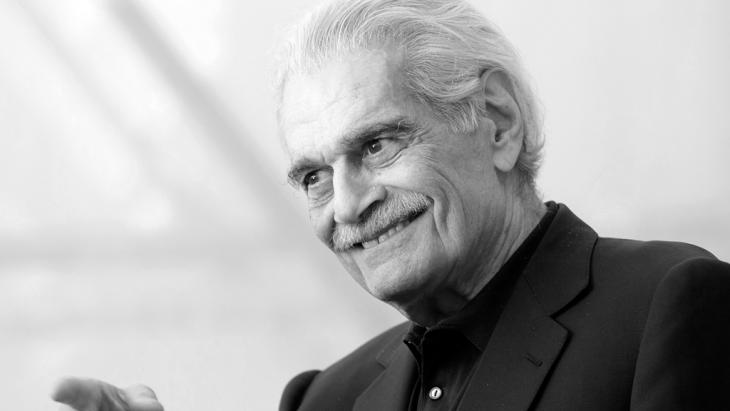Although Omar Sharif starred in more than 70 Hollywood films, he never repeated the massive successes of his roles in "Doctor Zhivago" and "Lawrence of Arabia", which earned him a lasting reputation as an irresistible screen idol and hearth-throb