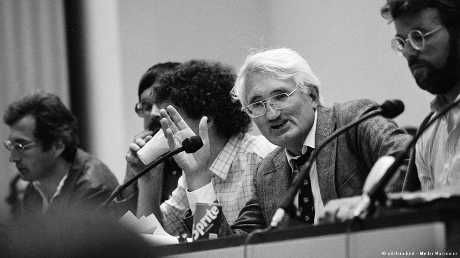Habermas at the Adorno Congress in 1983 (photo: ullstein bild/Meller Marcovicz)