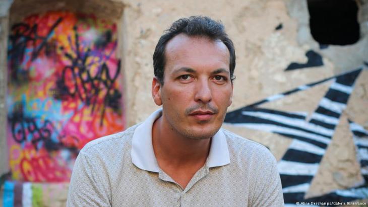 Mehdi Ben Cheikh, manager of the ″32 bis″ gallery in Tunis (photo: Sarah Mersch)