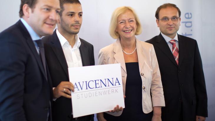 Launch of the Avicenna scholarship programme in Berlin (photo: Michael Kappeler/dpa)