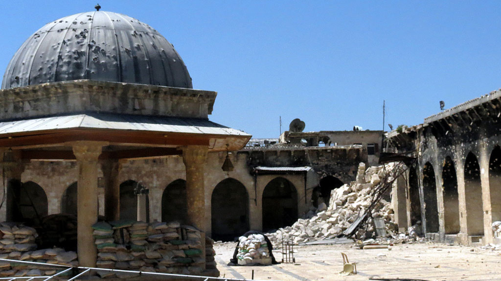 Vom Krieg zerstörte Umayyaden-Moschee in Aleppo; Foto: Getty Images/AFP/Jalal Al-Halabi