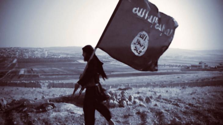 ″Islamic State″ (IS) militant (source: Deutsche Welle)