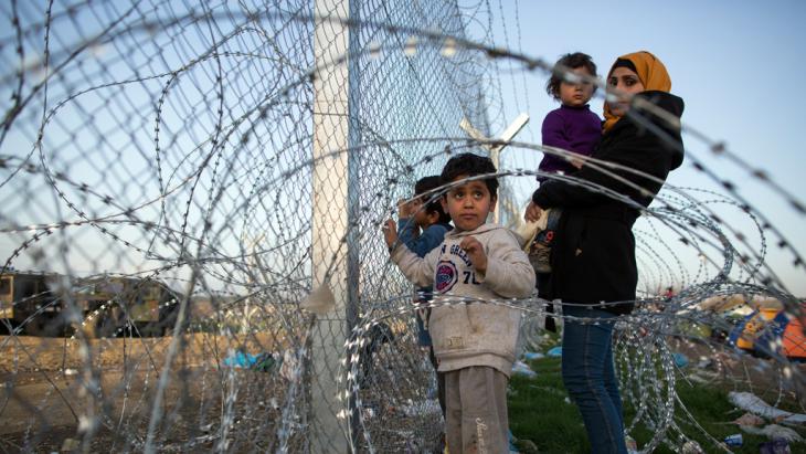 Refugees in Idomeni (photo: Getty Images/D. Kitwood)