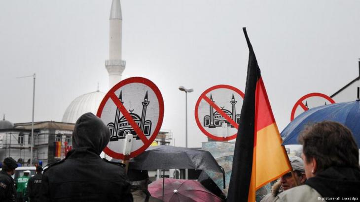 انتشار العداء للاسلام في ألمانيا صورة رمزية أرشيفية من د ب ا 