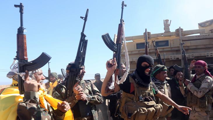 Shia militia in Iraq (photo: AFP/Getty Images/A. Al-Rubaye)