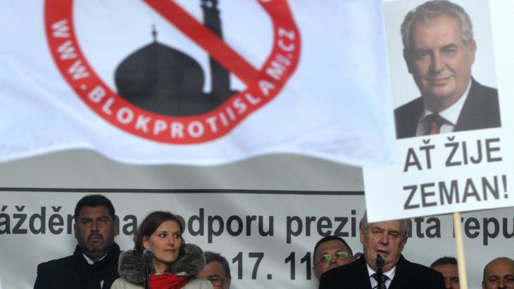 Milos Zeman during an anti-Islam rally in Prague (photo: Getty Images/AFP/M. Cizek)