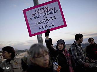 Demonstration against the illegal construction of settlements in East Jerusalem (photo: AP)