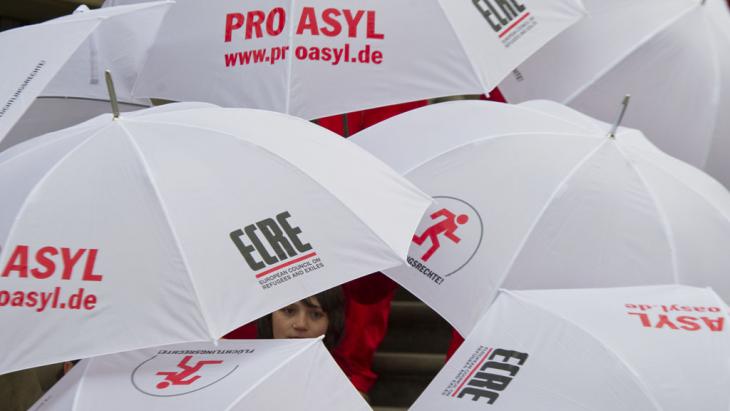 Pro Asyl: 10th Symposium on Refugee Protection in Berlin (photo: picture-alliance/dpa/S. Stache)