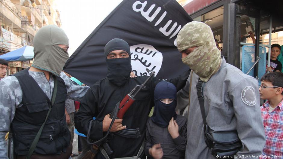 Mit Al-Qaida verbündete radikal-islamistische Gruppen in Aleppo; Foto: picture-alliance/Zuma Press
