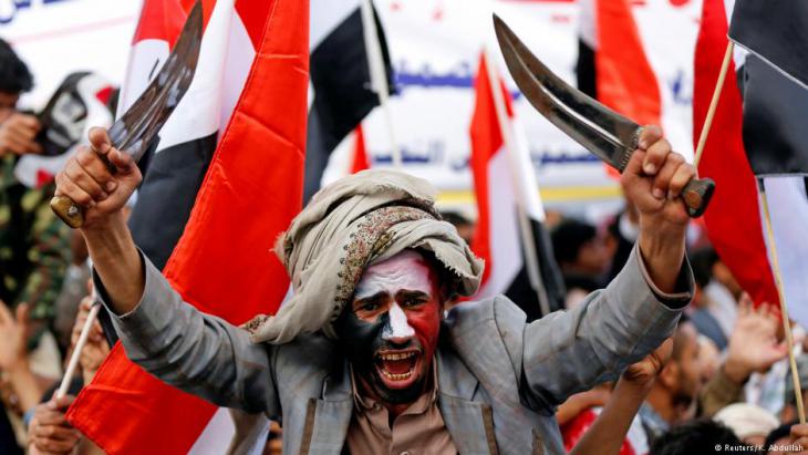 Dagger-waving Houthi rebels at a demonstration in Sanaa (photo: Reuters)
