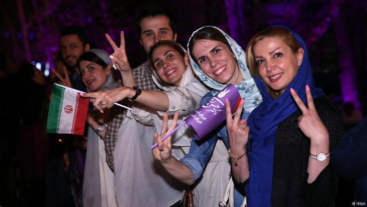 Iranians celebrate Rouhani′s victory in Tehran (source: IRNA)