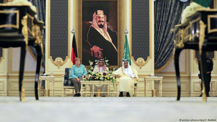 German Chancellor Angela Merkel on a state visit to King Salman in Saudi Arabia, 30.04.2017 (photo: Kay Nietfeld/dpa)