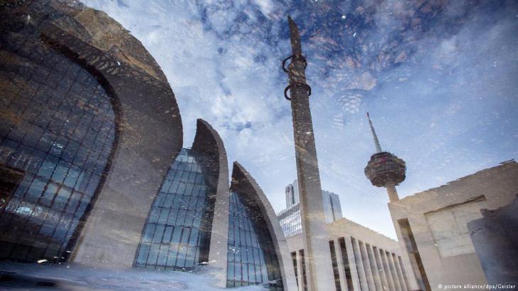 View of the exterior of the DITIB Central Mosque in Cologne (dpa/picture-alliance)