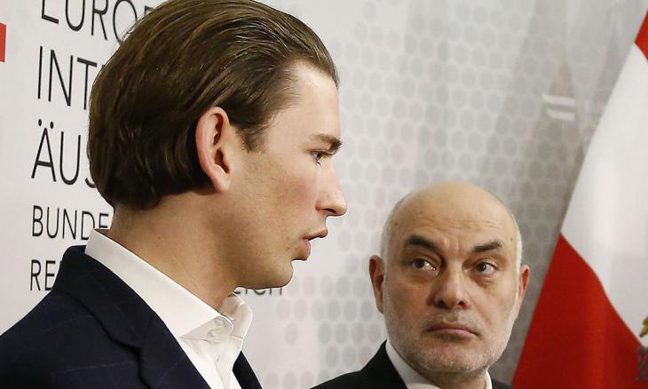 Ednan Aslan (right) with the Austrian Foreign Minister Sebastian Kurz at a press conference (photo: Austrian Foreign Ministry/Dragan Tratic)