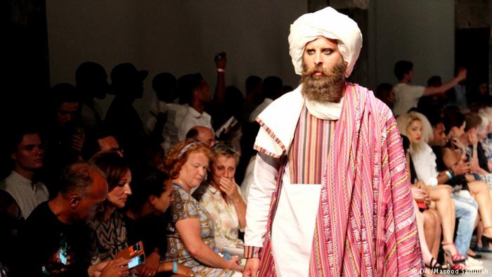 Dutch fashion show ″Rise from the Ashes″ in Amstersdam (DW/Masood Saifullah)
