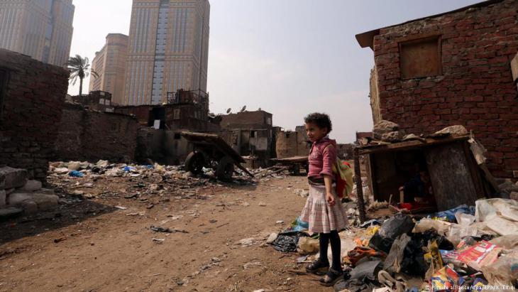 Slum in Ramlet Bulaq, Cairo (photo: Reuters)