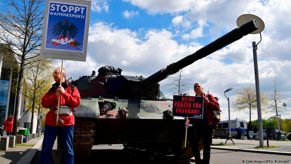 Demo gegen deutsche Waffenexporte an Erdogan; Foto: AFP/Getty Images