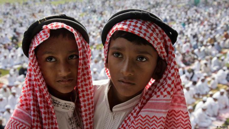Muslim children celebrating Eid ul-Adha in the Indian city of Allahabad (photo: Reuters/Jitendra Prakash)
