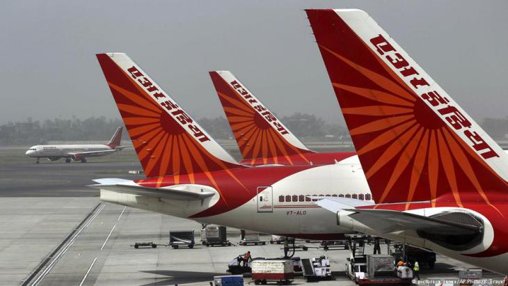 Aircraft belonging to the ailing state-owned Air India (photo: picture-alliance/AP)