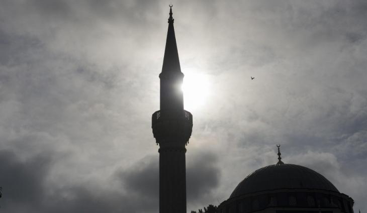 Mosque minaret and dome in Berlin (photo: Archivbild/Paul Zinken/dpa)