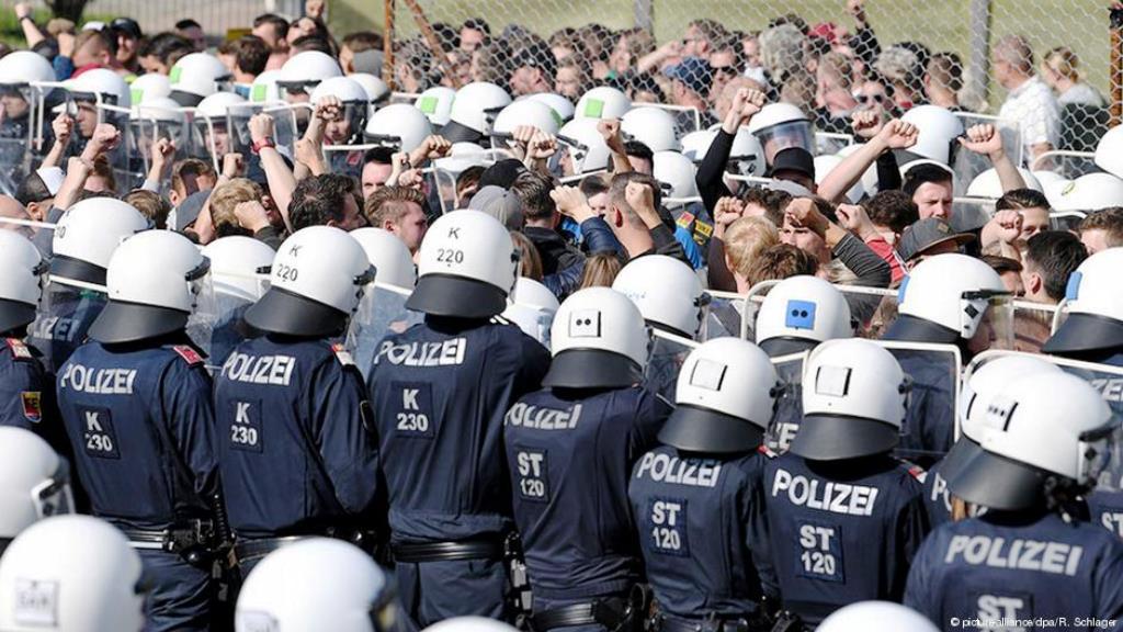 Ende Juni übte die österreichische Polizei die Abwehr von Migranten am Grenzübergang Spielfeld. Foto: Picture Alliance/dpa/R. Schlager  