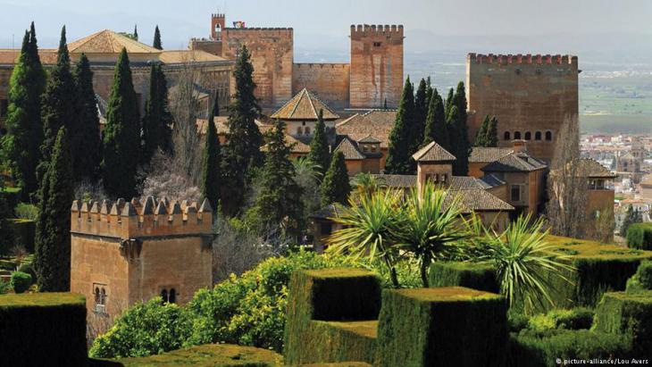 The Alhambra de Granada (photo: picture-alliance/Lou Avers)