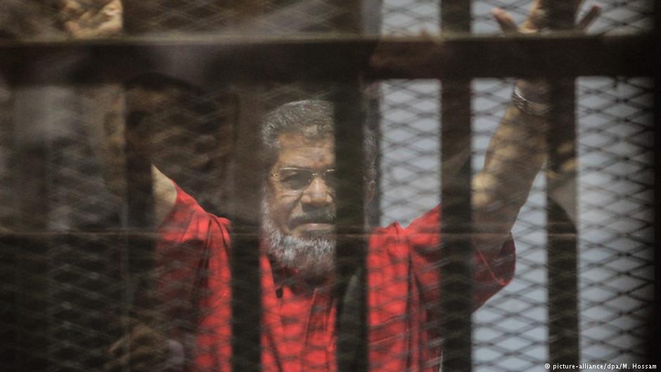 رئيس مصر الأسبق السجين محمد مرسي. Foto: picture-alliance/dpa/M. Hossam