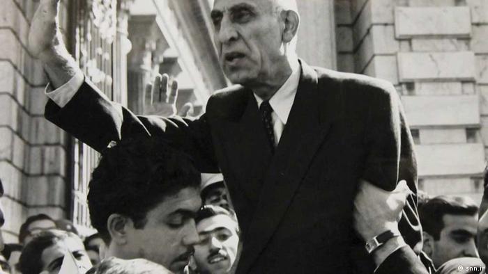 Mossadegh on the shoulders of his supporters, 1953