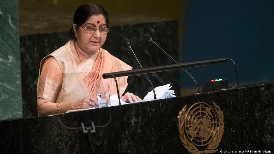 Indian Foreign Minister Sushma Swaraj addresses the 73rd session of the United Nations General Assembly on 29 September 2018 at U.N. headquarters (photo: picture-alliance/AP Photo/M. Altaffer)