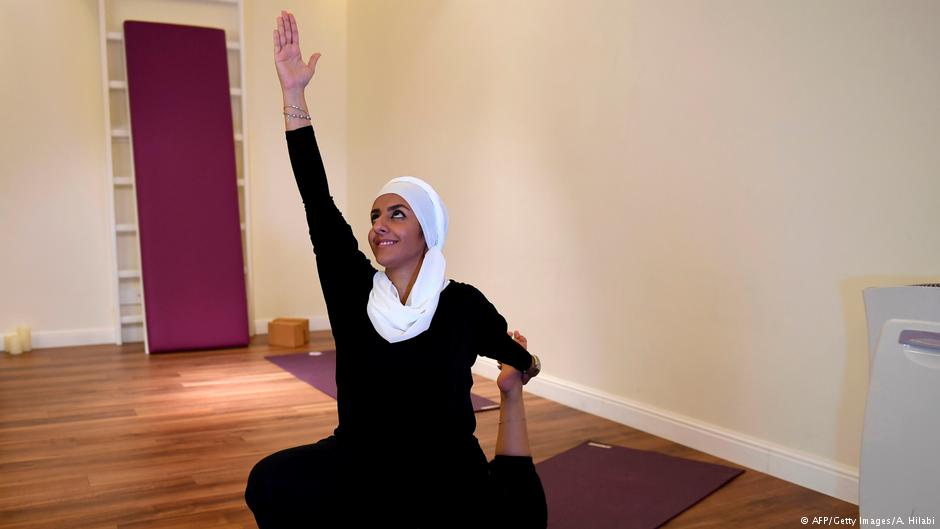 A Saudi woman practices yoga at a studio in the western Saudi Arabian city of Jeddah on 7 September 2018 (photo: AFP/Getty Images/A. Hilabi)