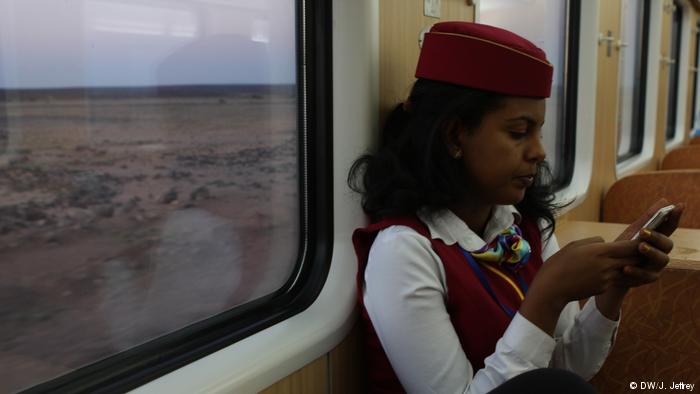 A ticket controller inside the Ethipian Djibouti Railway Train (photo: DW/J. Jeffrey)