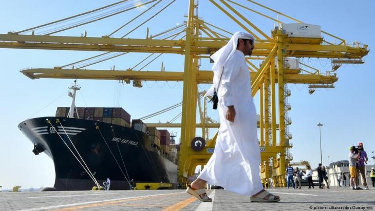 Qatarʹs new Hamad Port (photo: picture-alliance/dpa)