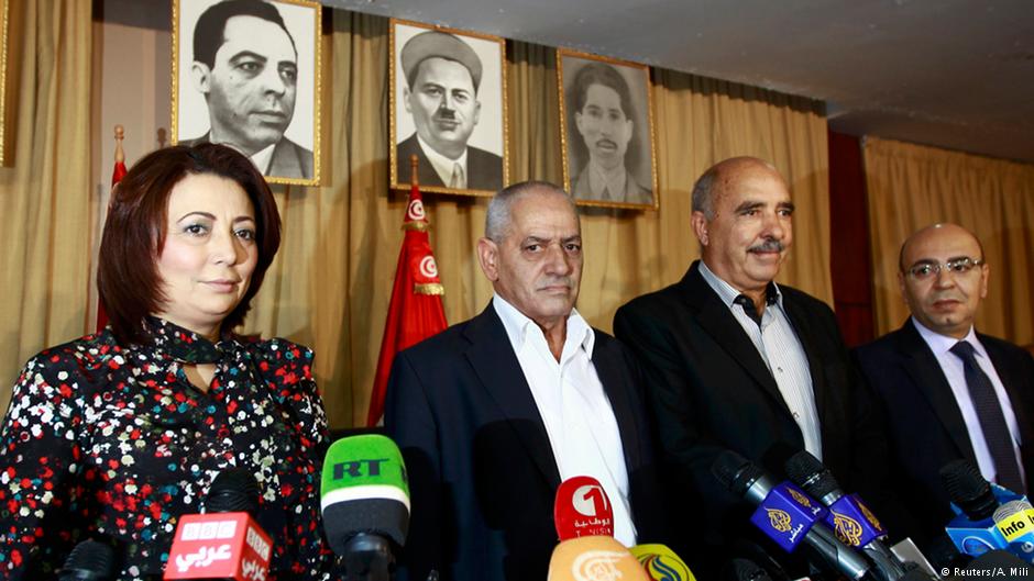 اللجنة الرباعية (المجتمع المدني) في تونس استحقت عن جدارة جائزة نوبل للسلام.