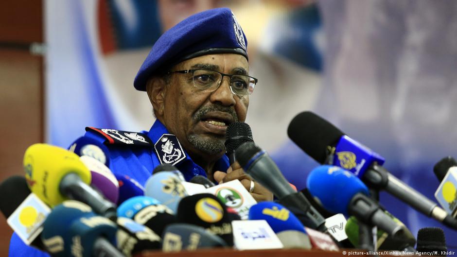 Der sudanesische Präsident Omar al-Baschir; Foto: picture-alliance