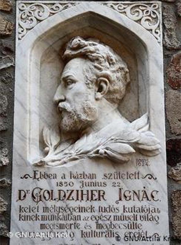Denkmal des ungarischen Orientalisten Ignaz (Ignac) Goldziher, Gründer der modernen Islamwissenschaft; Foto: Wikipedia