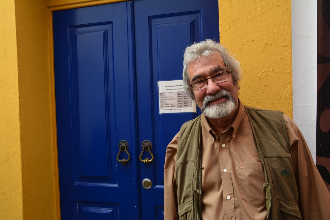 كلاوديو توريس عالم الآثار البرتغالي ومؤسس حقل ميرتولا الأثري.  Claudio Torres (photo: Marta Vidal)