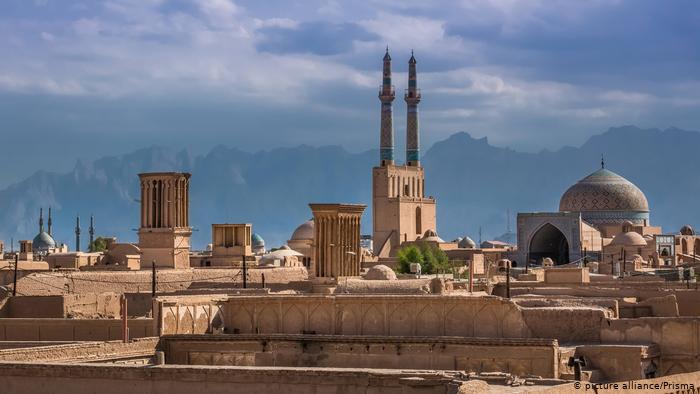 Panorama of the city of Yazd, Iran (photo: picture-alliance/Prisma)