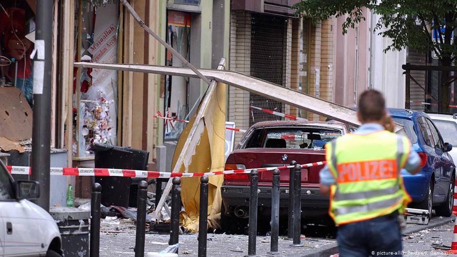 NSU attack on 9 June 2004 on Cologne's Keupstrasse (photo dpa/picture-alliance)