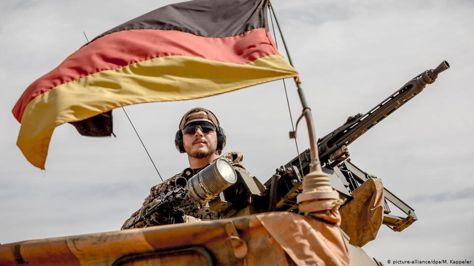 قوات ألمانية. ألمانيا انتقدت قرار ترامب بسحب القوات الأمريكية من سوريا