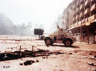 انطلقت الشرارة الأولى للحرب الأهلية اللبنانية في الثالث عشر من أبريل / نيسان 1975. Foto: AP
