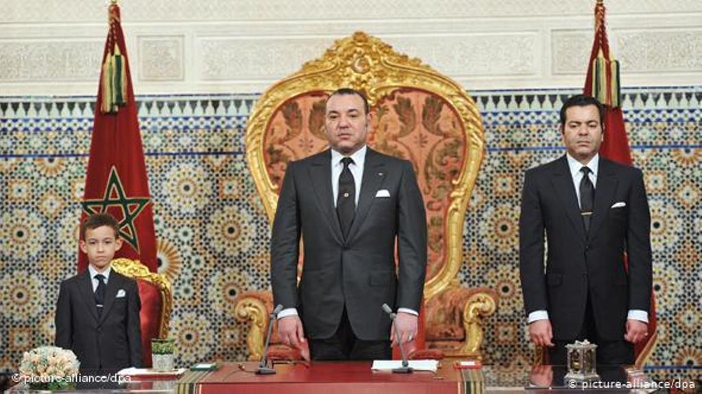 الاستفتاء على دستور المغرب قدم دفعة قصيرة الاجل للملك محمد السادس.